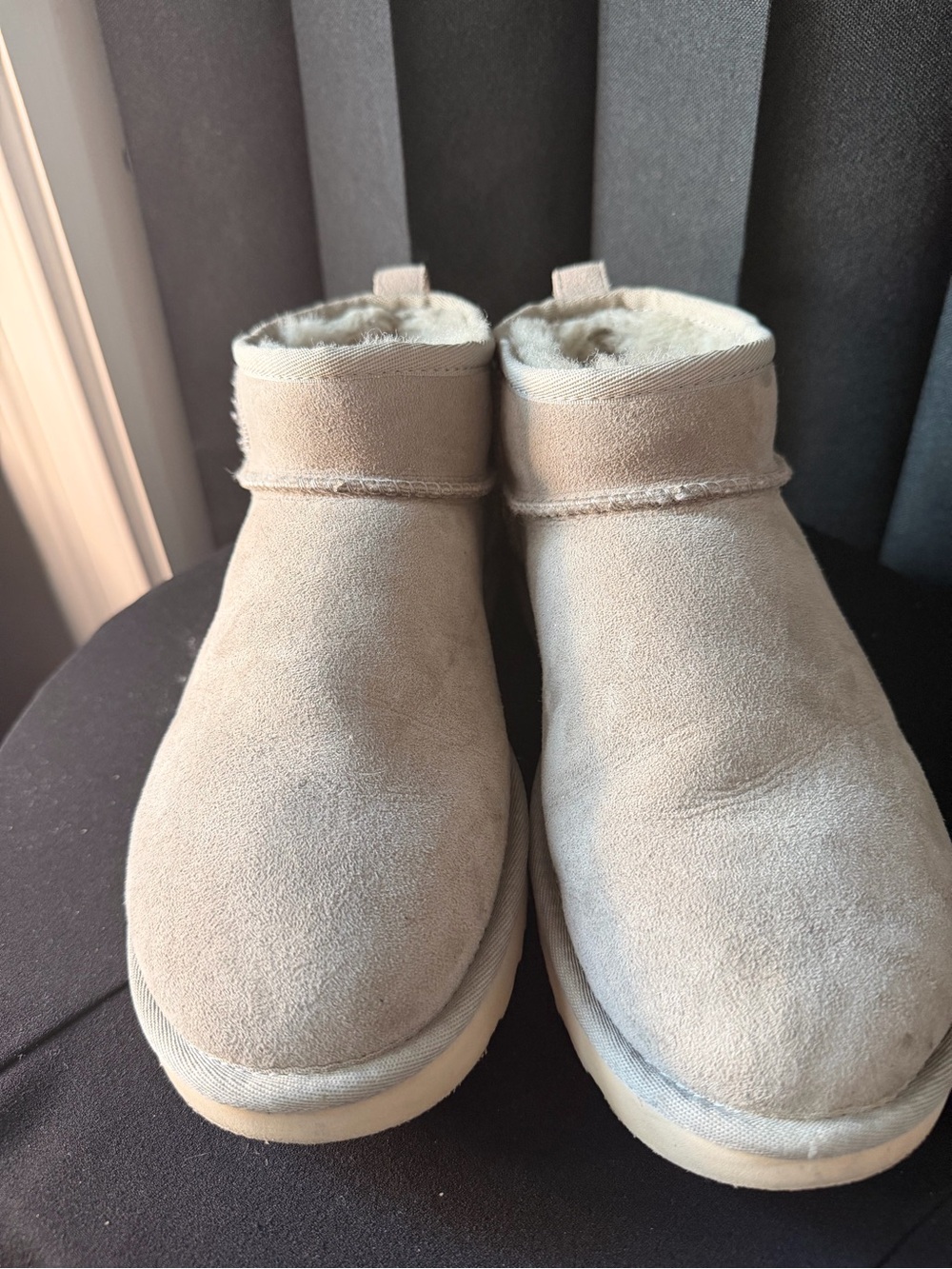 UGG Boot in Light Taupe with Beige Heel Patch - Picture 3 of 5